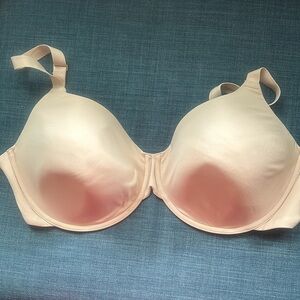 NWOT SKIMS T-shirt Bra 40DDD